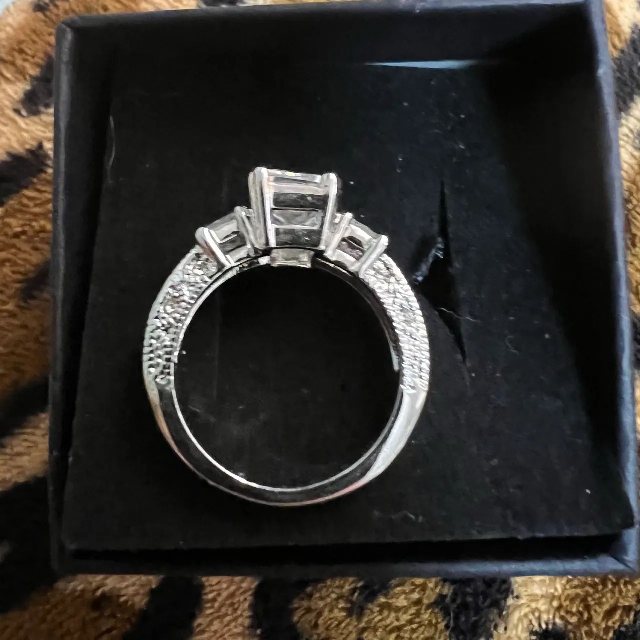 Anel prata e zircônia  - Foto 3