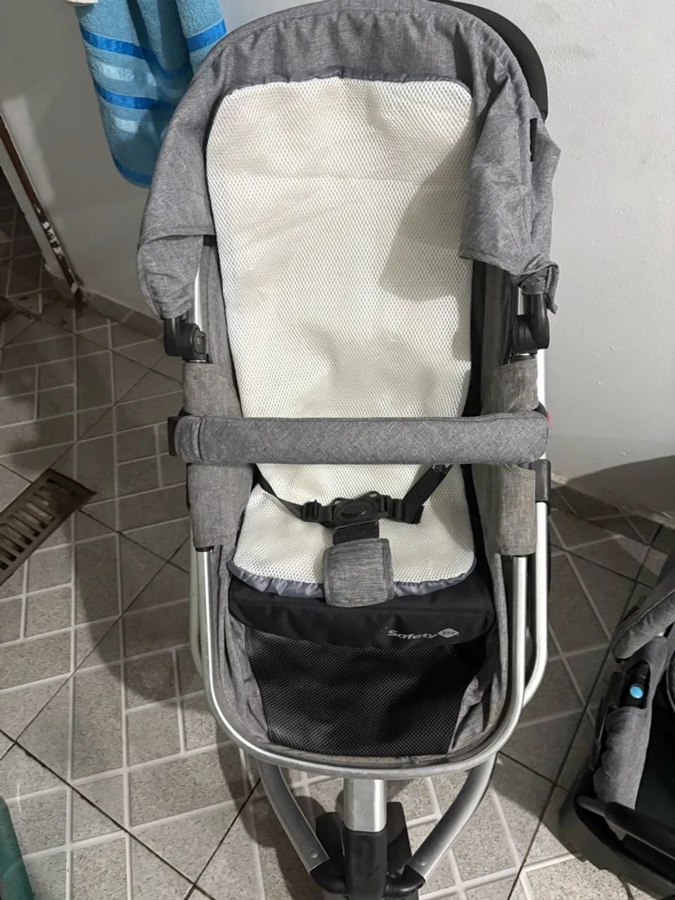 CARRINHO DE BEBÊ E BEBÊ CONFORTO SAFETY - Foto 2