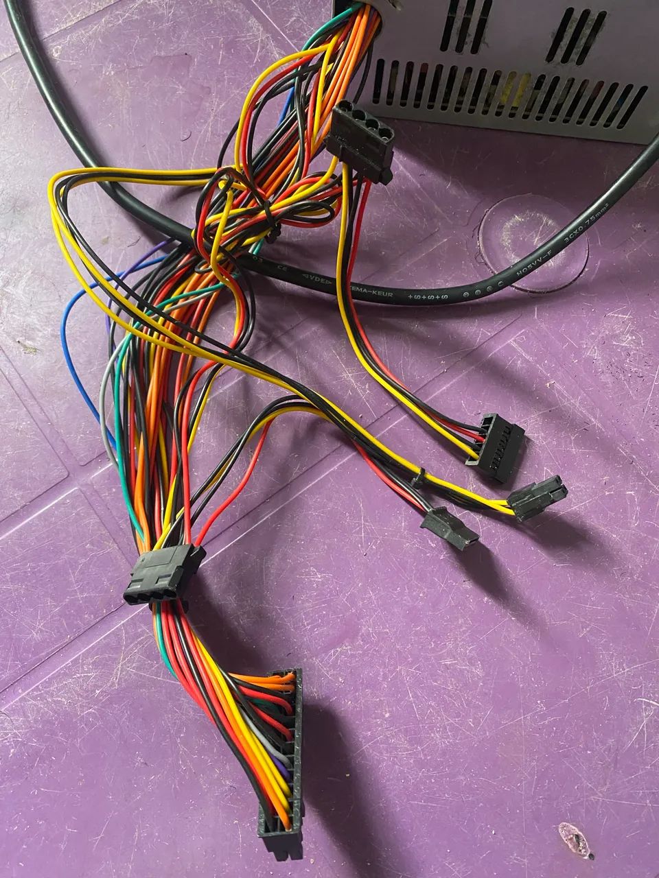 Fonte ATX VX Pro 230W funcionando perfeitamente - Foto 5