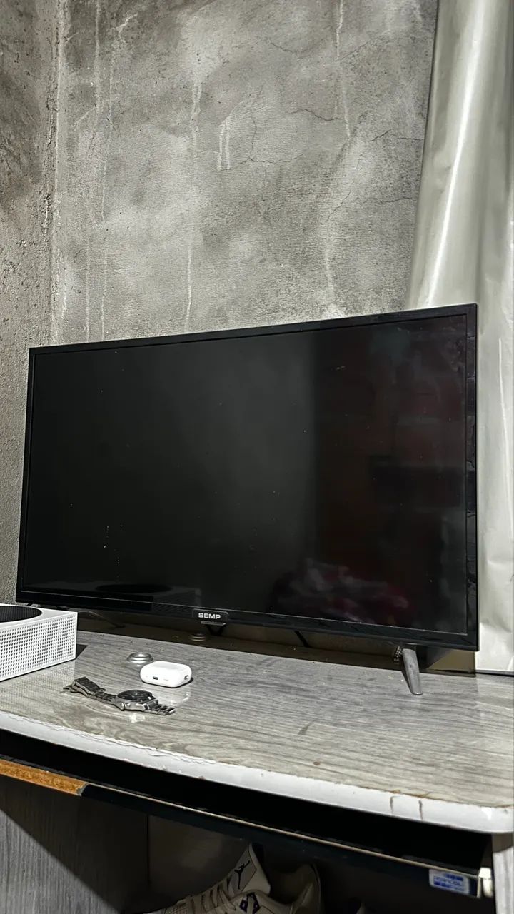 VENDO TV SEMP 32 POLEGADAS SMART - Foto 2