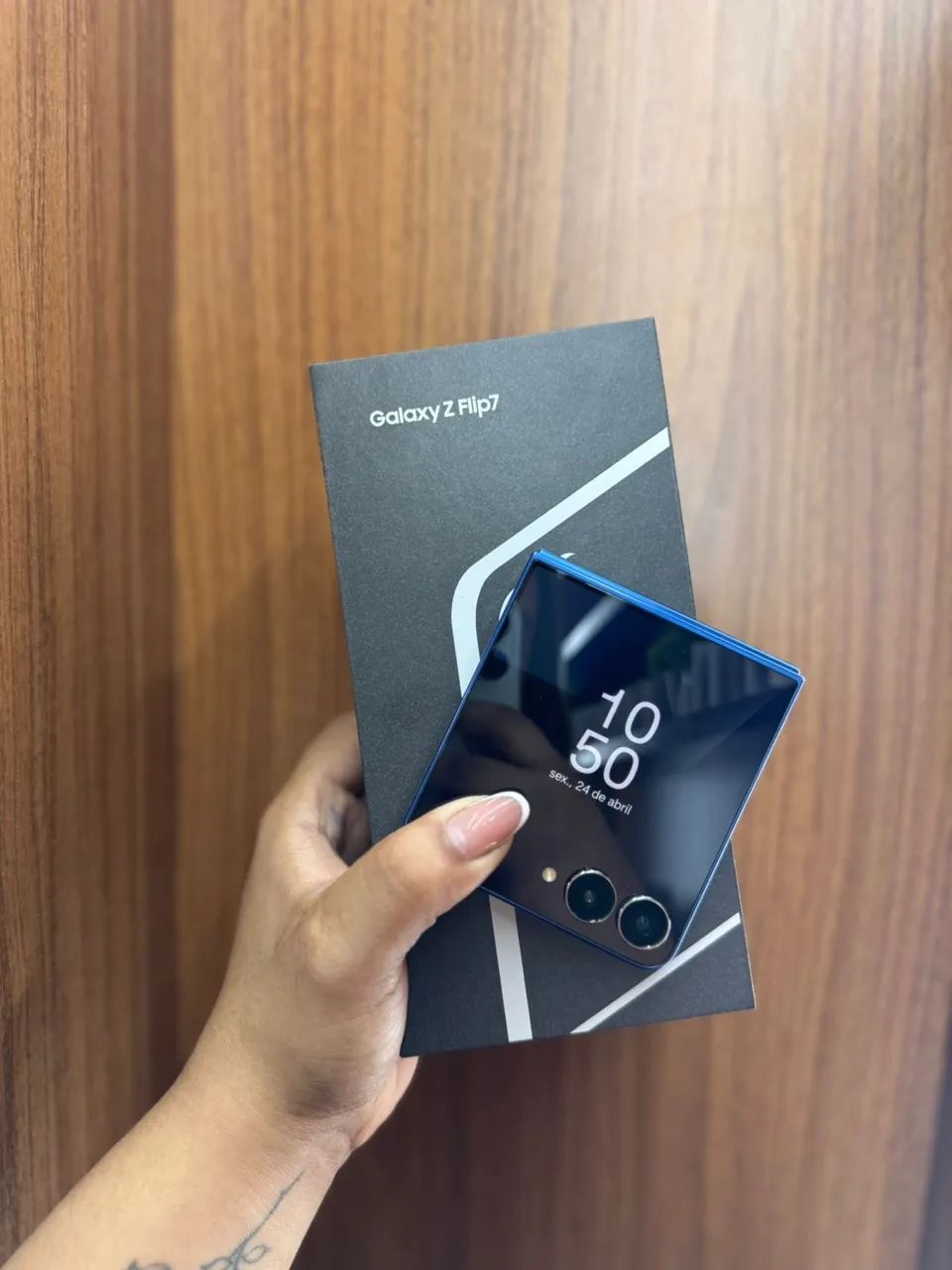 Galaxy z flip 7 256GB/12 - Celulares e Smartphones - Setor