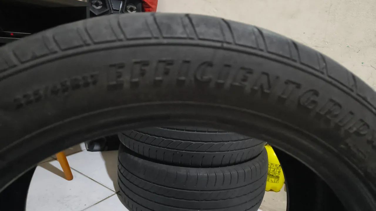 Pneus de carro - Foto 3