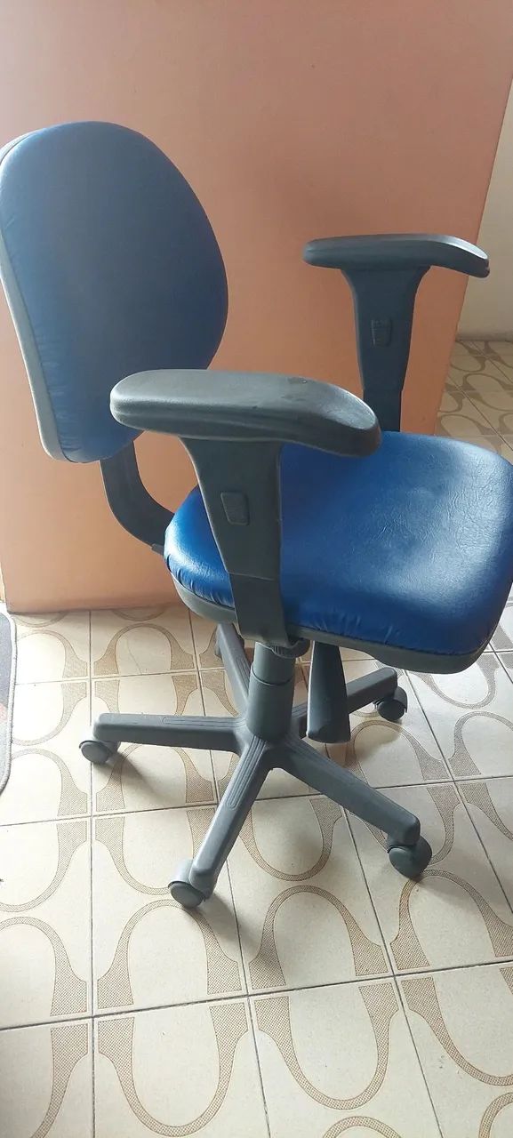 Cadeira giratória  - Foto 2