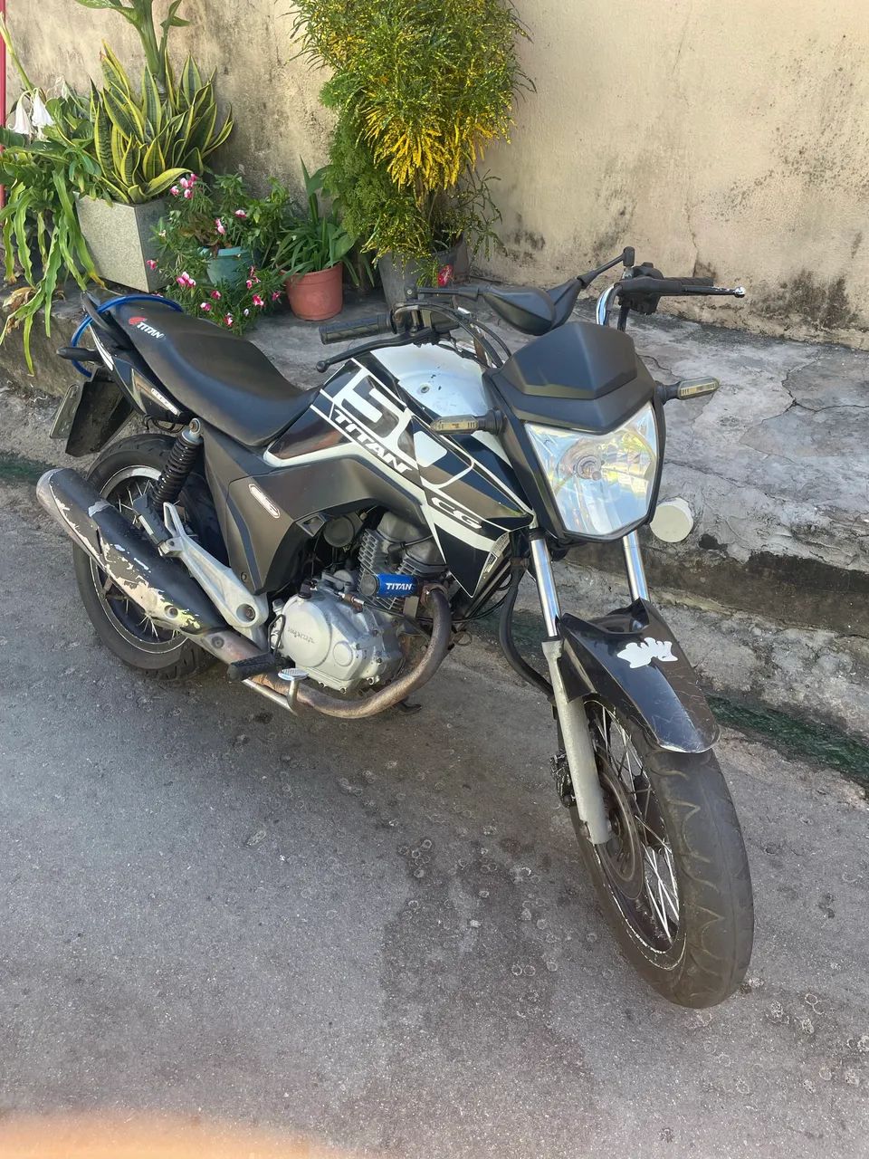 Vendo titan 150  - Foto 4