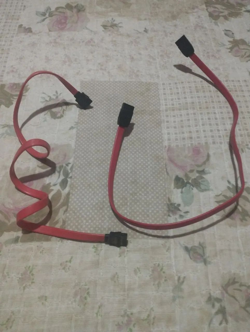 Kit 2 cabos SATA vermelho para HD/SSD  - Foto 2