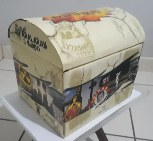 Os Dias Que Abalaram O Mundo (Barsa - 2003) - Foto 3