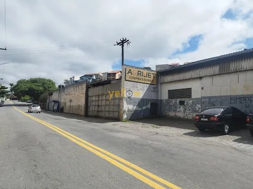Comercial Galpão em Arujá