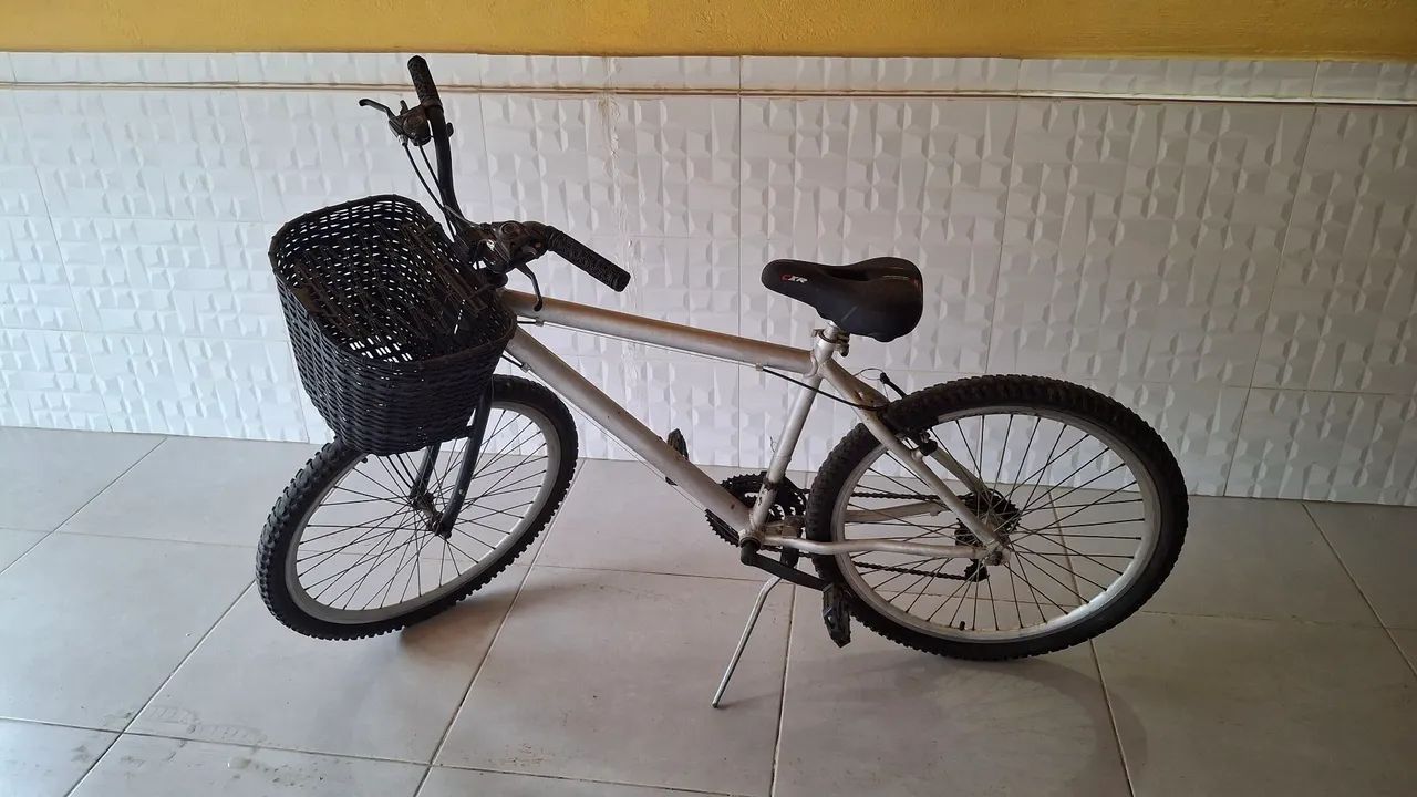 Bicicleta de alumínio com cesta - Foto 2