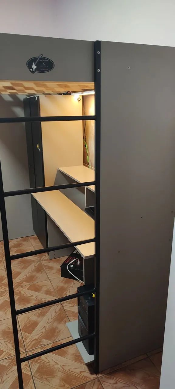 Cama com escrivania e roupeiro  - Foto 3