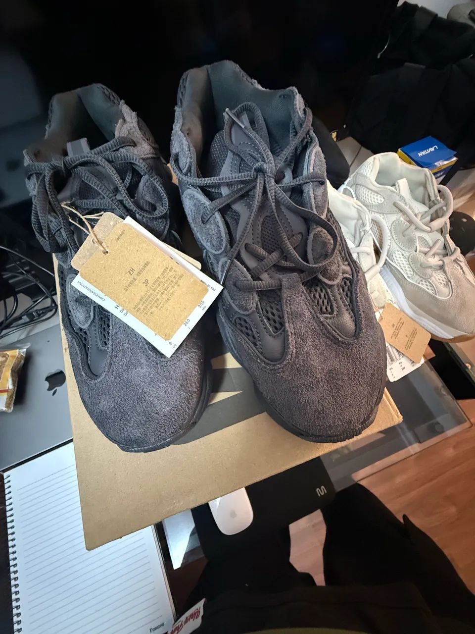 Yeezy 500 utility black 8/40