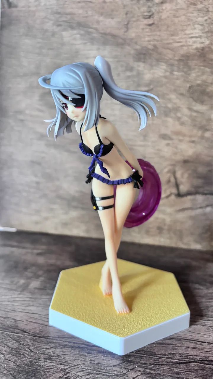 Figure Laura Bodewig - IS: Infinite Stratos - Beach Queens (Wave