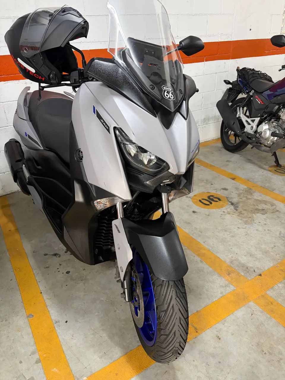 Xmax 250 - Foto 4