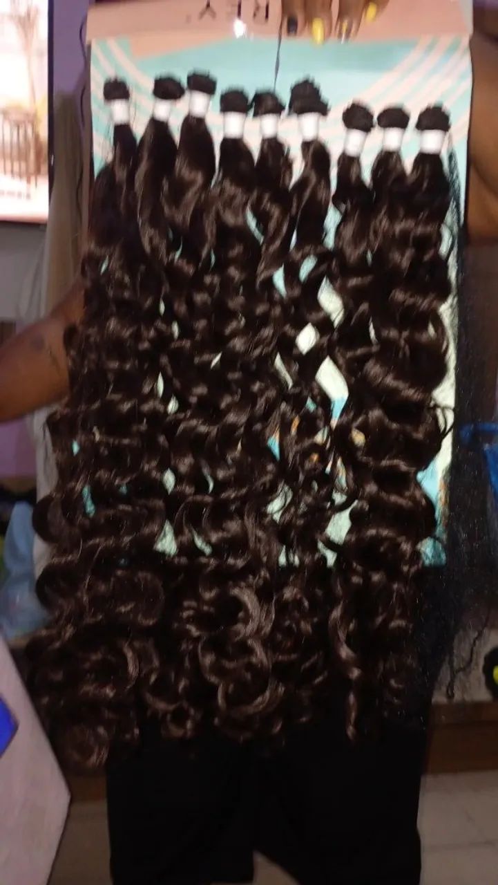 VENDO MEGA HAIR CACHEADO  - Foto 2