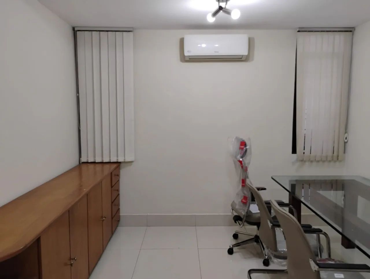 Oportunidade de Sala com Secretária no Setor Sul - Foto 4