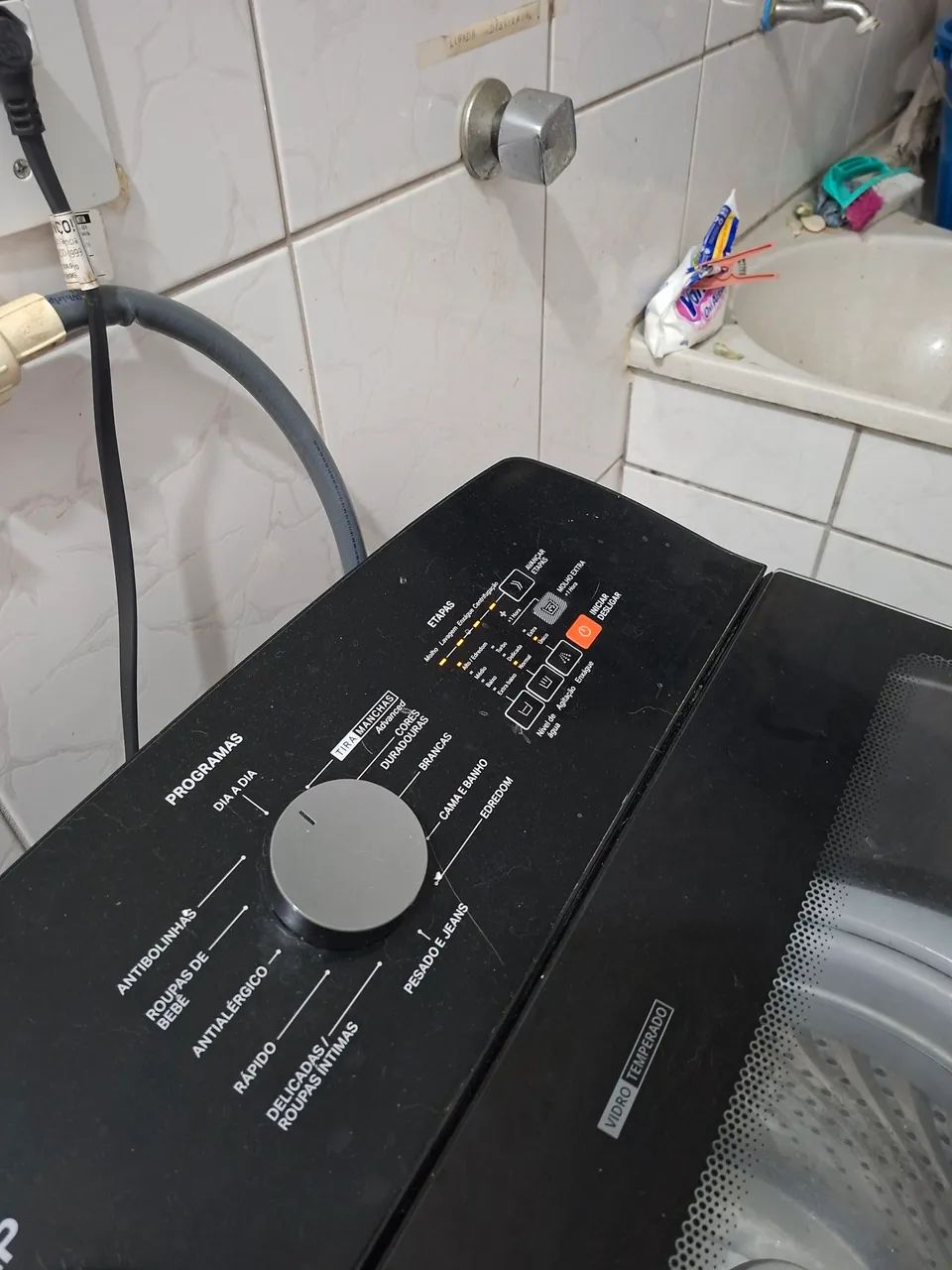 Lavadora Brastemp 12kg advance BWK12A9ANA20 - funciona - mas vaza por baixo  - Foto 4