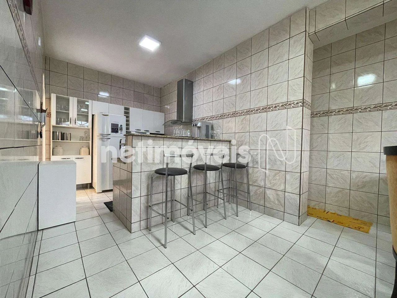 SOBRADO NA QE 44 CONJUNTO E - ESTUDA PERMUTA - Foto 5