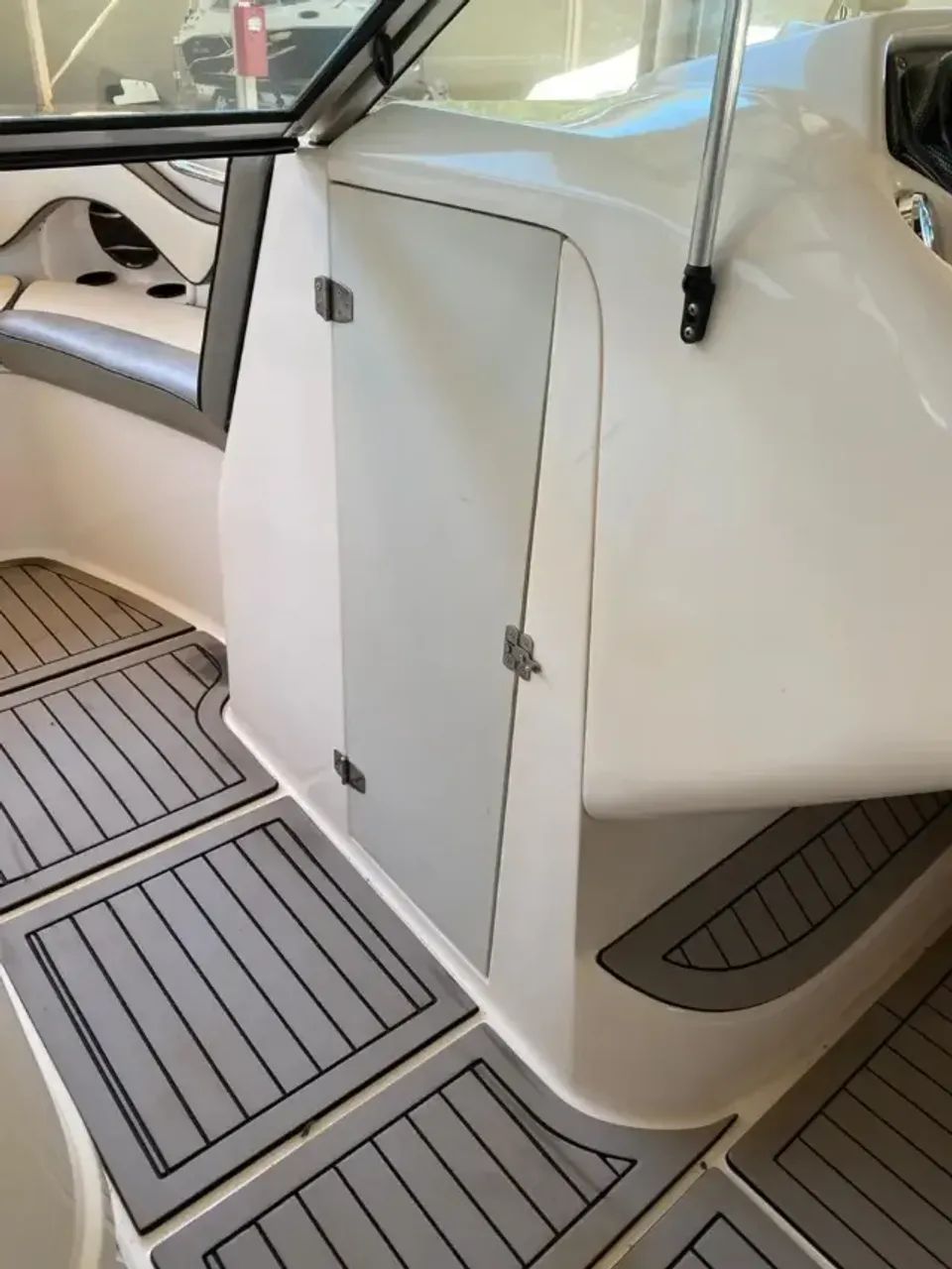 Lancha Triton - 240 Sport - Foto 8