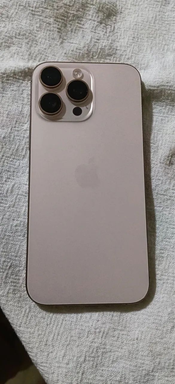 iPhone 16 Pro Max  - Foto 3
