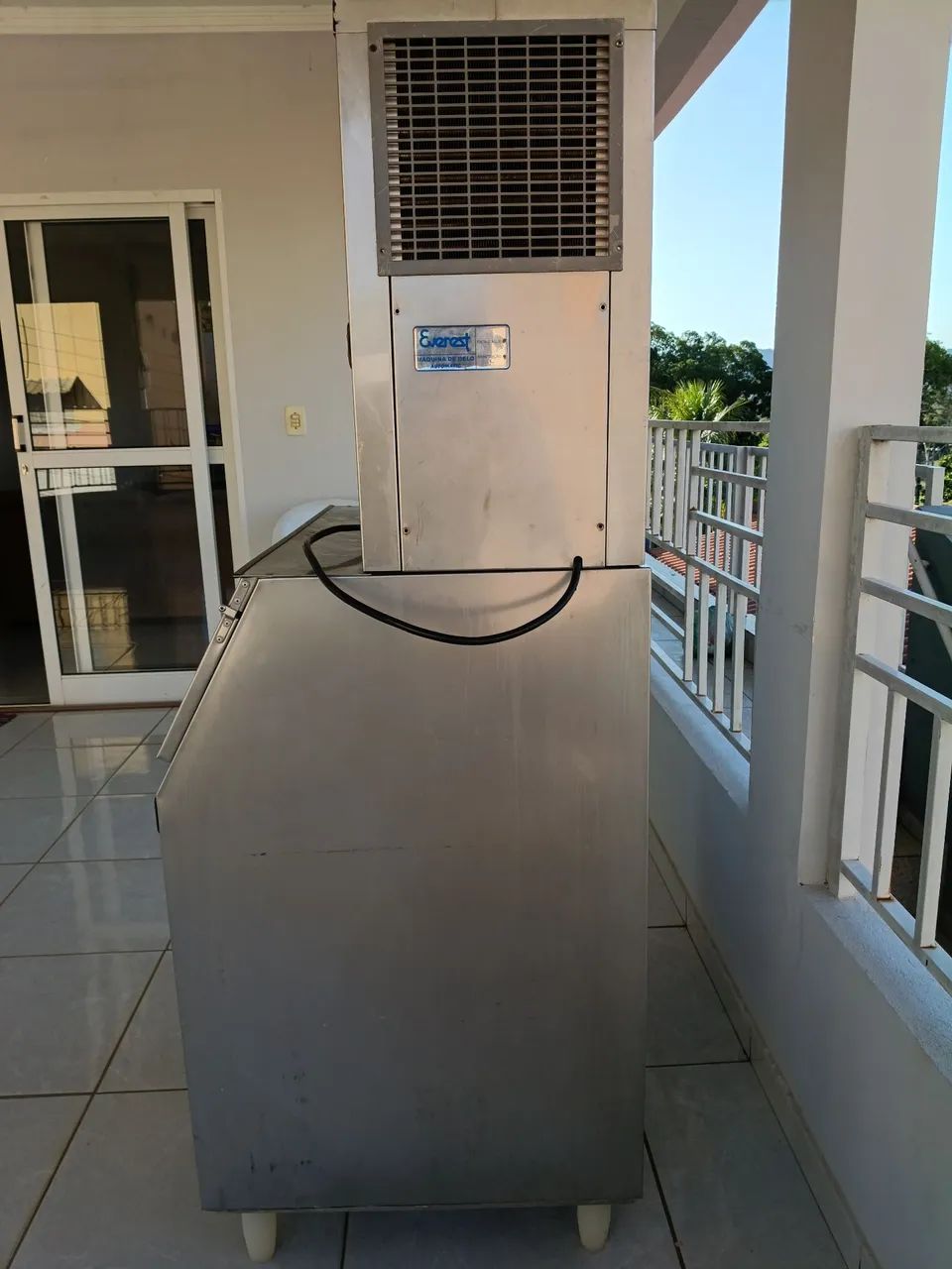 Máquina de Gelo Everest 150kg/24h - Semi Nova - Inox Industrial - Foto 2