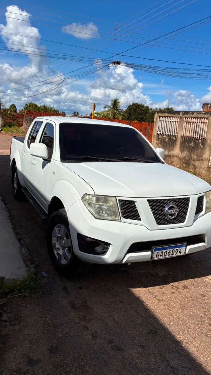Nissan Frontier S CD 4X4 2.5 TB Diesel 2014 - Foto 2