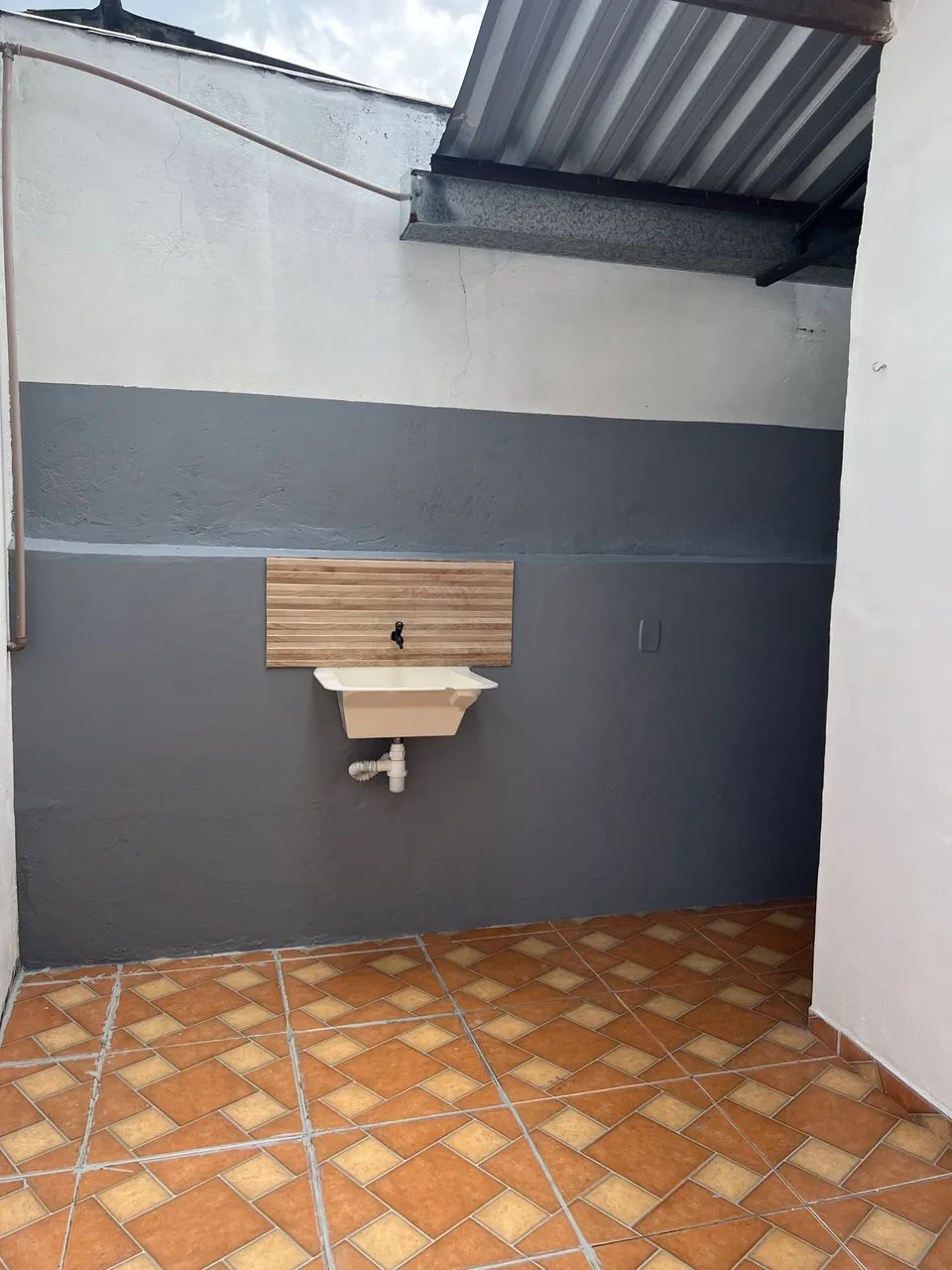 Alugo apartamento 