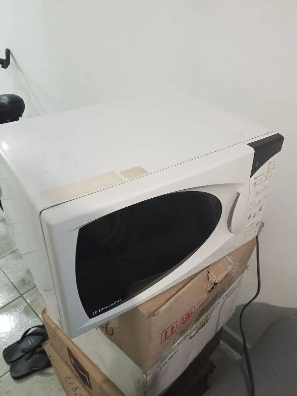 Vendo microondas Eletrolux  - Foto 3