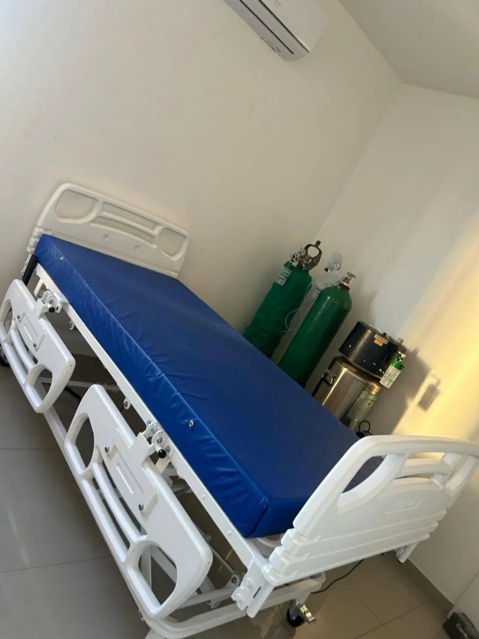 Cama hospitalar elétrica  - Foto 2