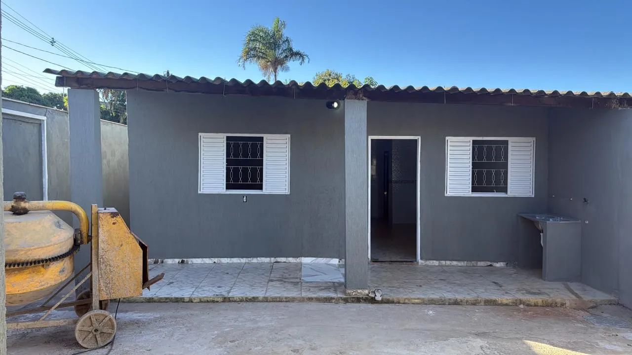 Casa 2 QUARTOS Setor de Mansões 