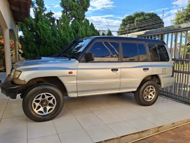 Mitsubishi Pajero GLS 2.8 Diesel Turbo Aut. 2000