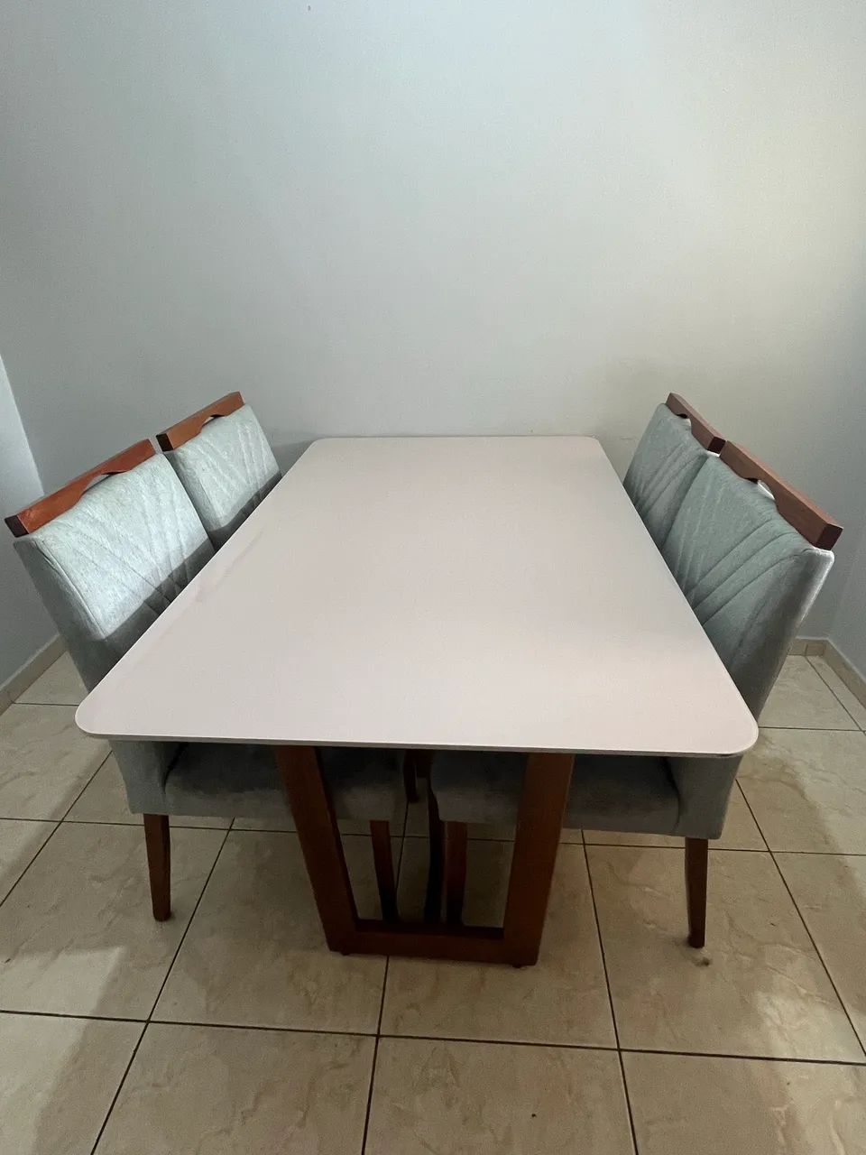 Mesa 4 Cadeiras