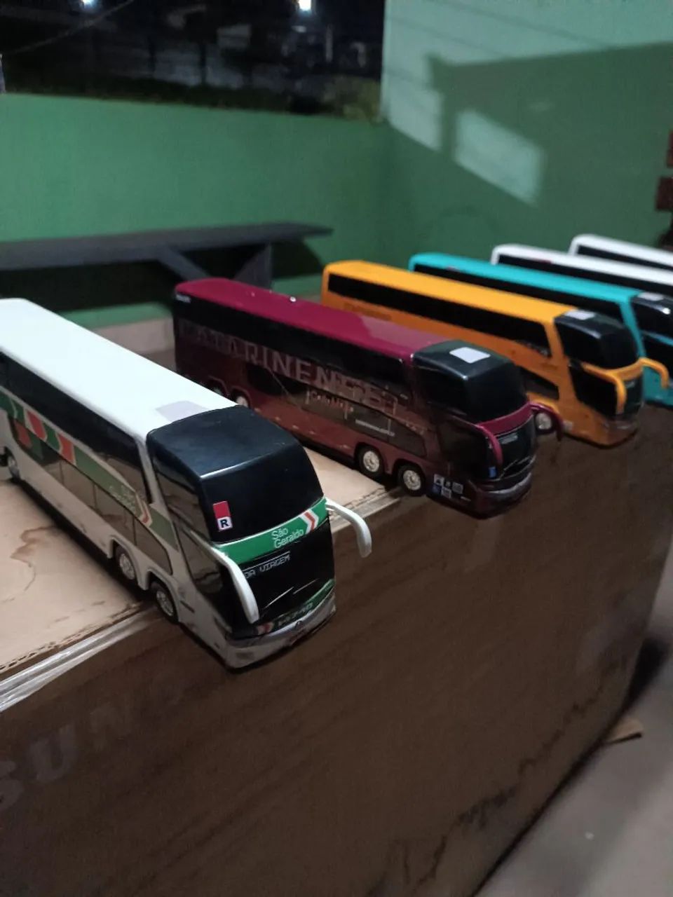 Miniatura de ônibus  - Foto 3
