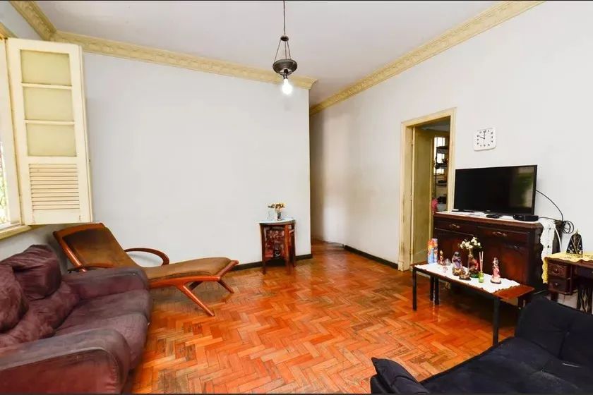 Casa à Venda - São Lucas, 3 Quartos, 360 m2