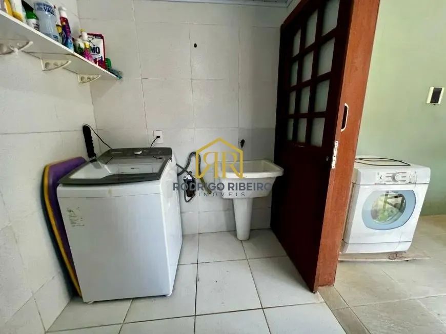 CASA COM 03 DORMITÓRIOS, SENDO 01 SUITE - Foto 4