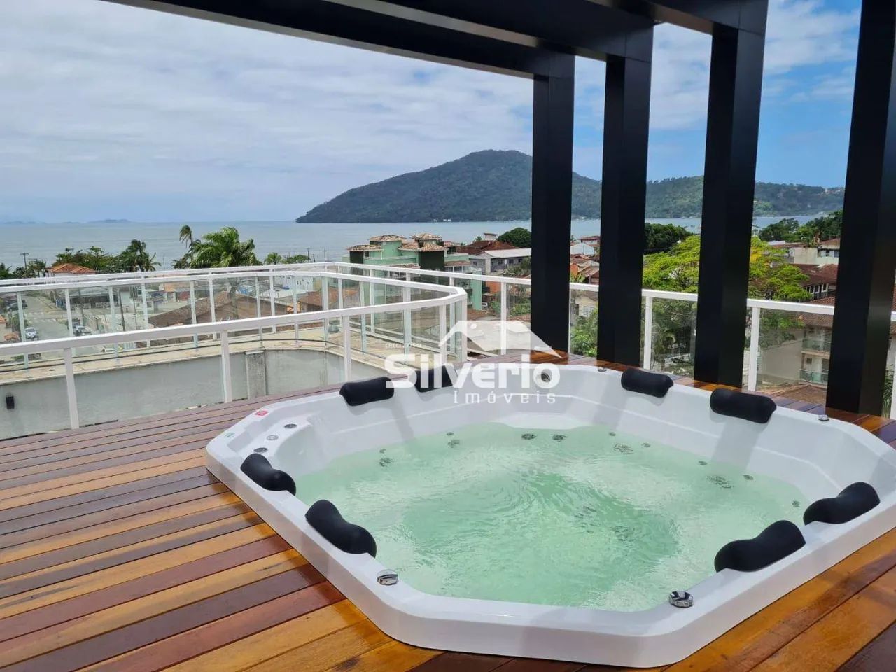 cobertura de 500m2 em ubatuba SP