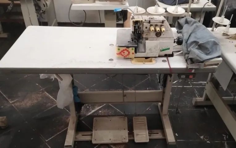 Overlok primeira linha