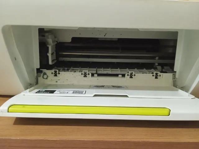 hp deskjet 2136 (sem cabo de força e manchas na parte interna) - Foto 2