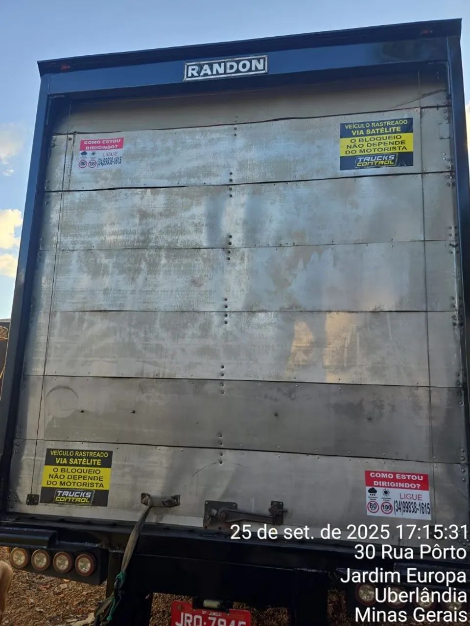 Vendo carreta bau randon - Foto 5