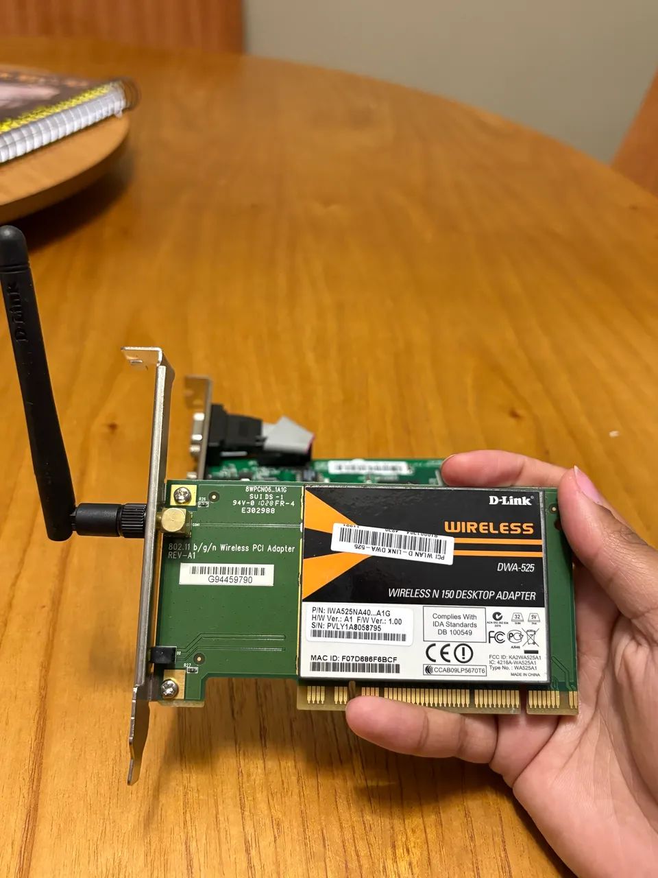 Placa de vídeo simples + placa de rede wifi