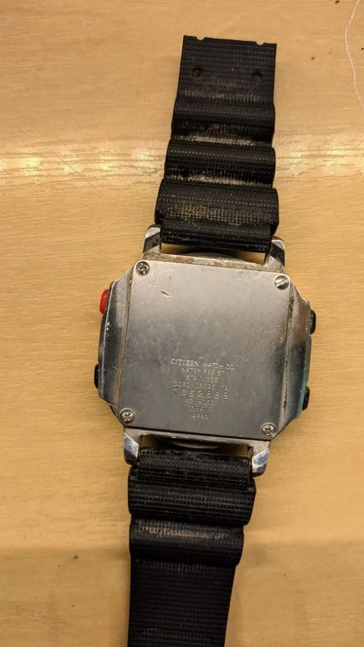 Relogio Citizen Windsurf D060 (Usado) - Foto 2