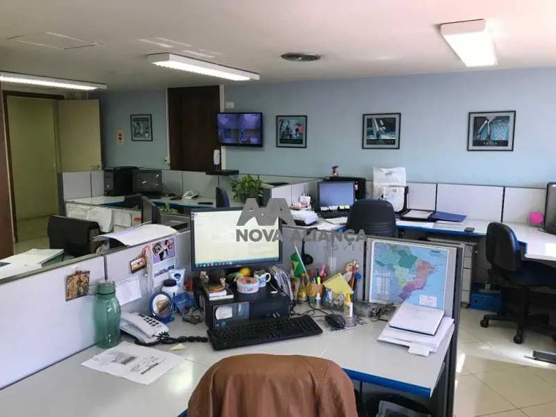 Maravilhoso escritório, luxuosamente montado - Foto 5