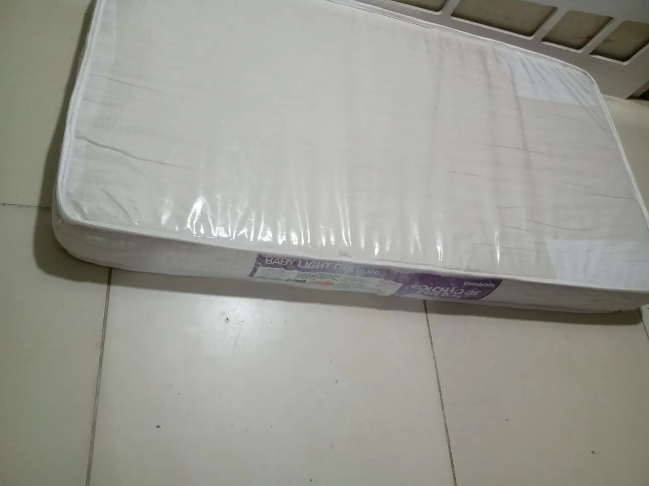 Colchão de berço semi novo - Frete incluso 