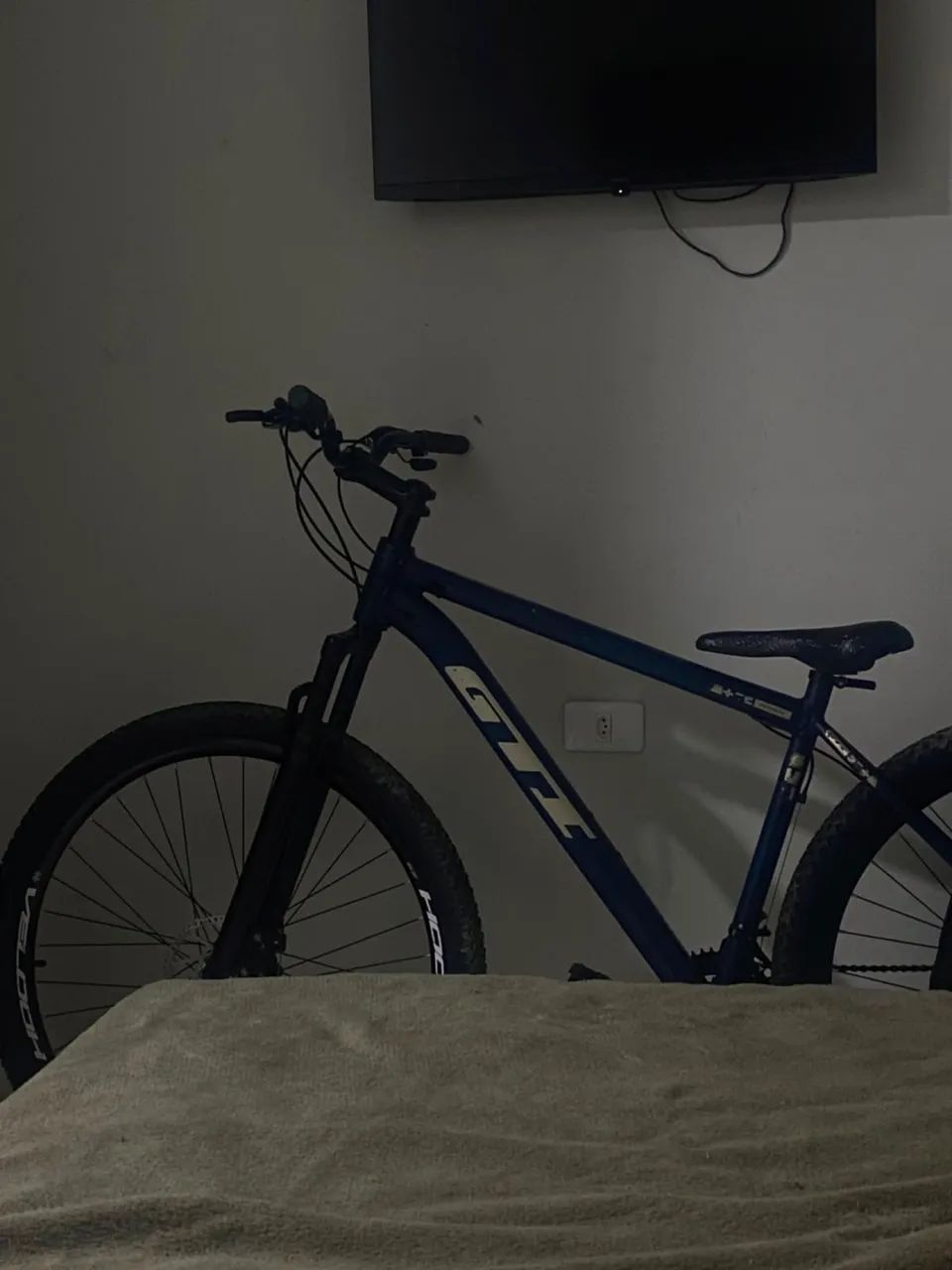 BICICLETA GTI - SEMI NOVA  - Foto 2