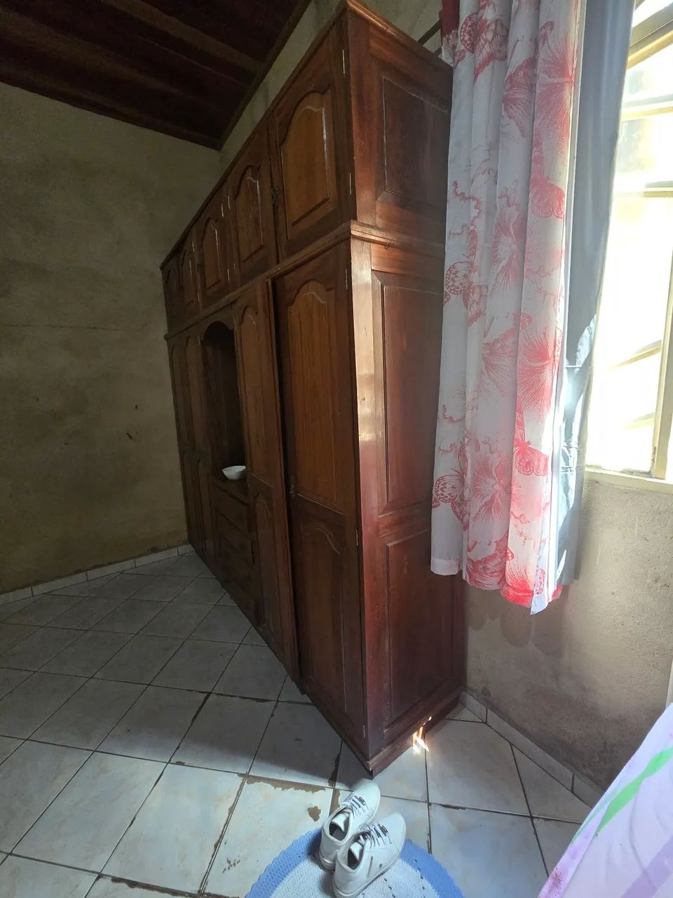 Guarda roupa de madeira - Foto 3