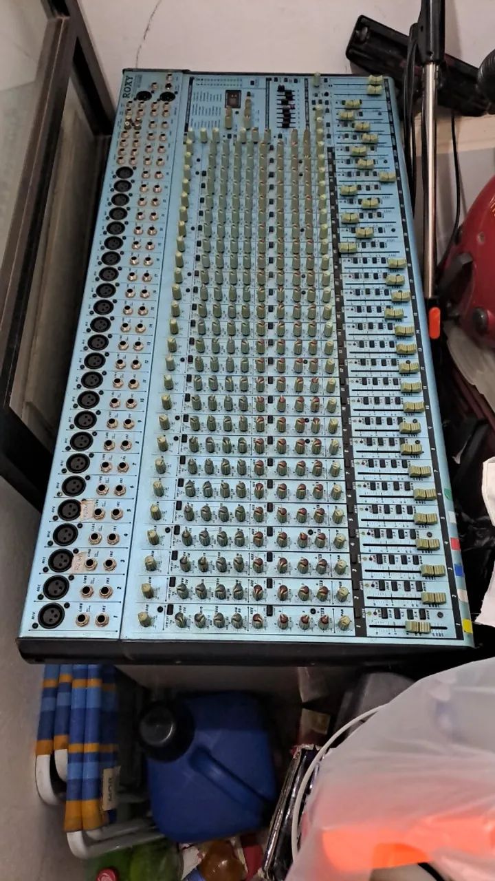 Mesa de som Roxi