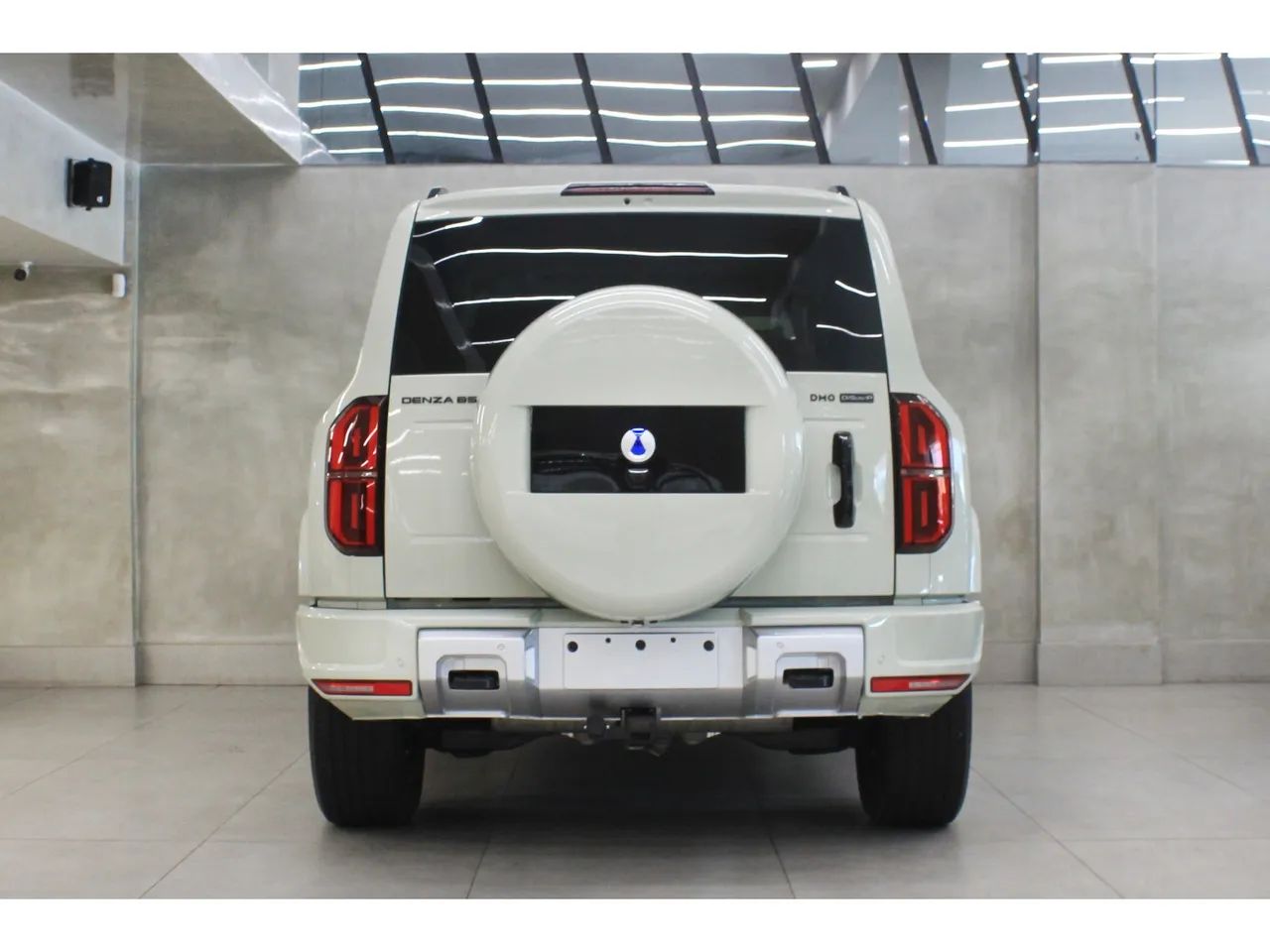 Denza B5 SUV híbrido plug-in, foto 6 de 20