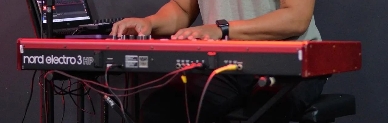 NORD ELECTRO 3 HP 73 - Foto 2