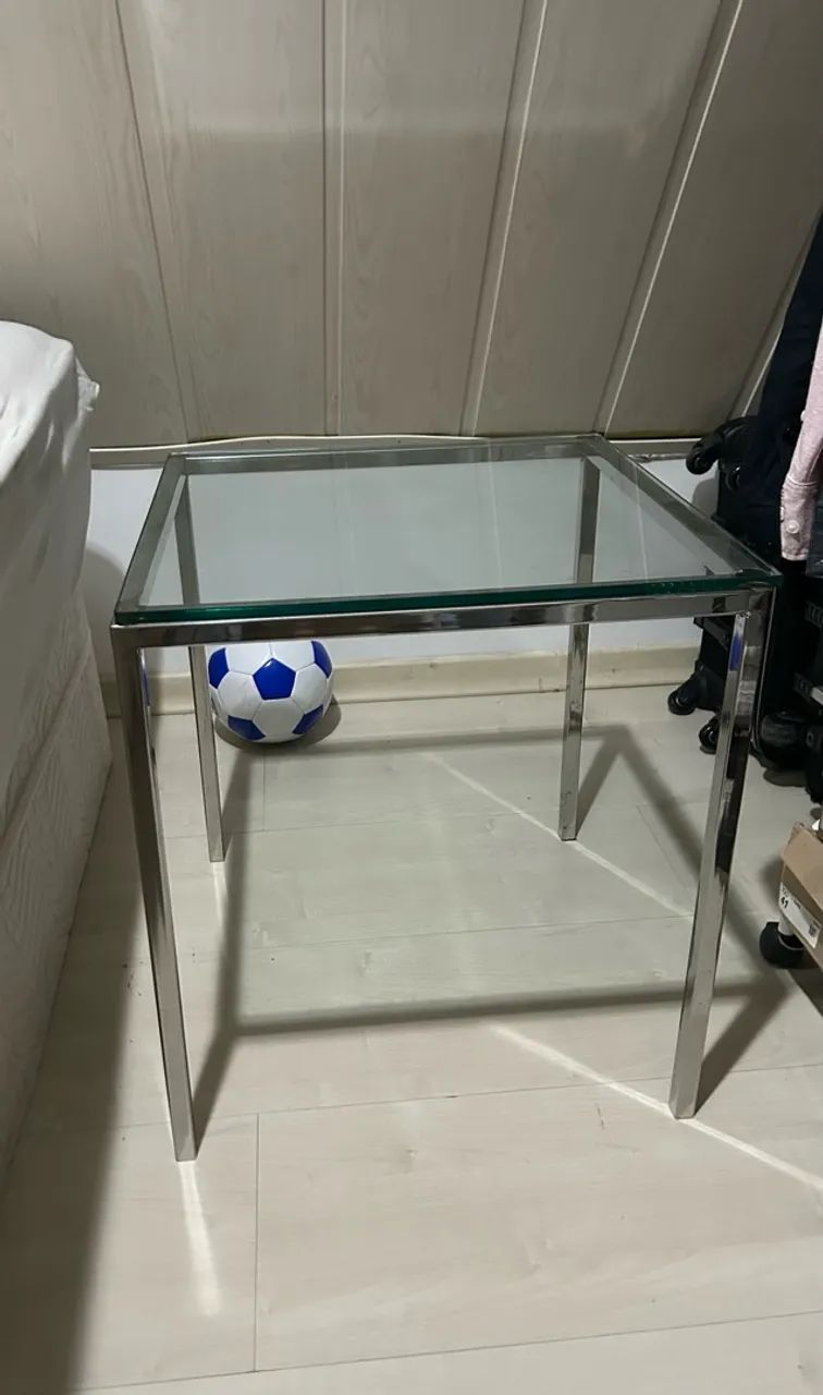 Mesa de canto 