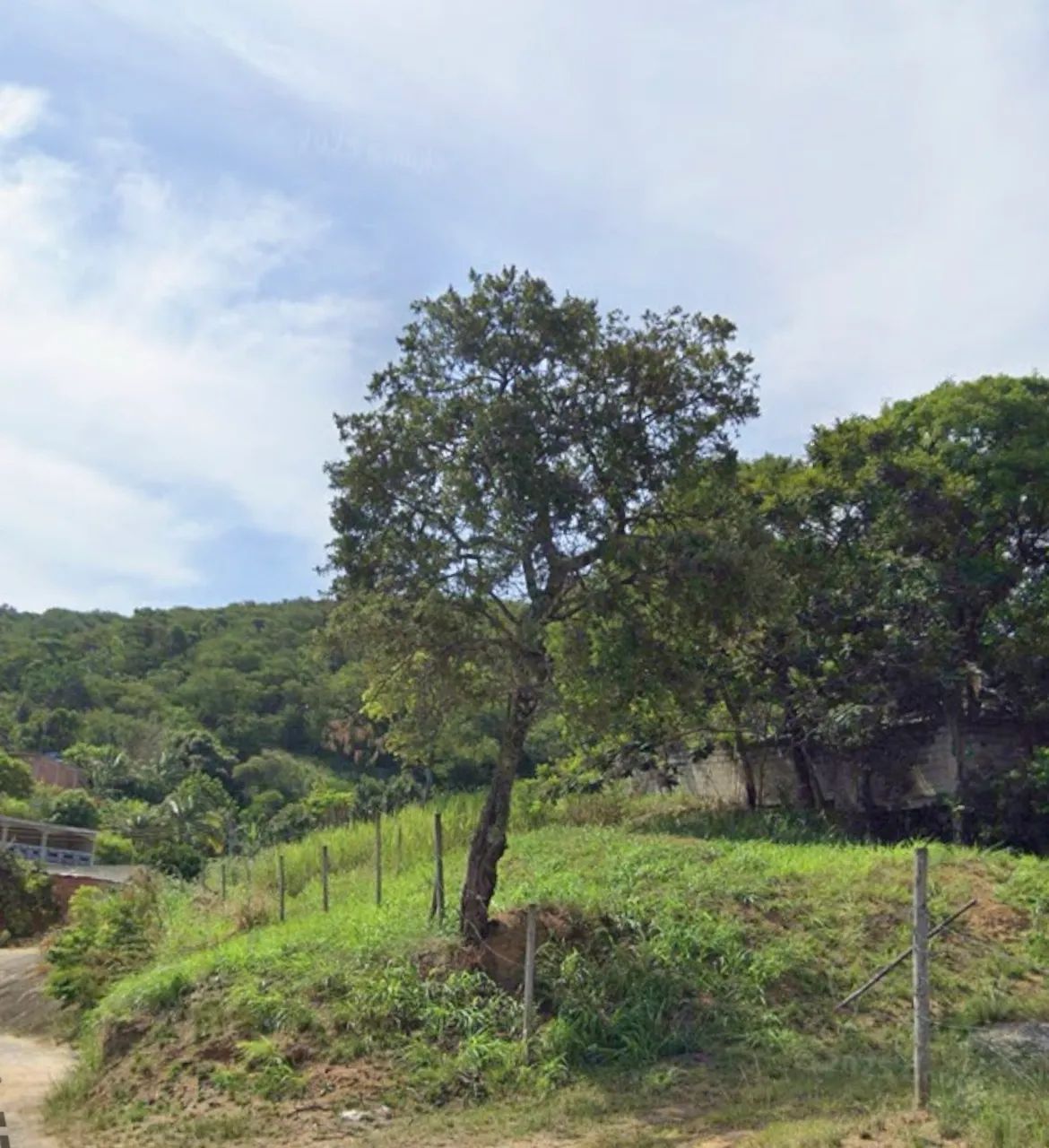 Terreno bem localizado - Foto 2