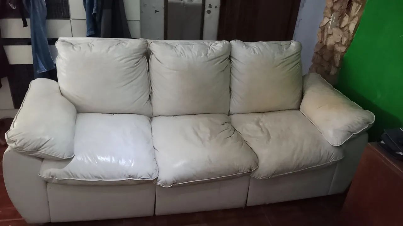 Conjunto de sofás 3 e 2 lugares 