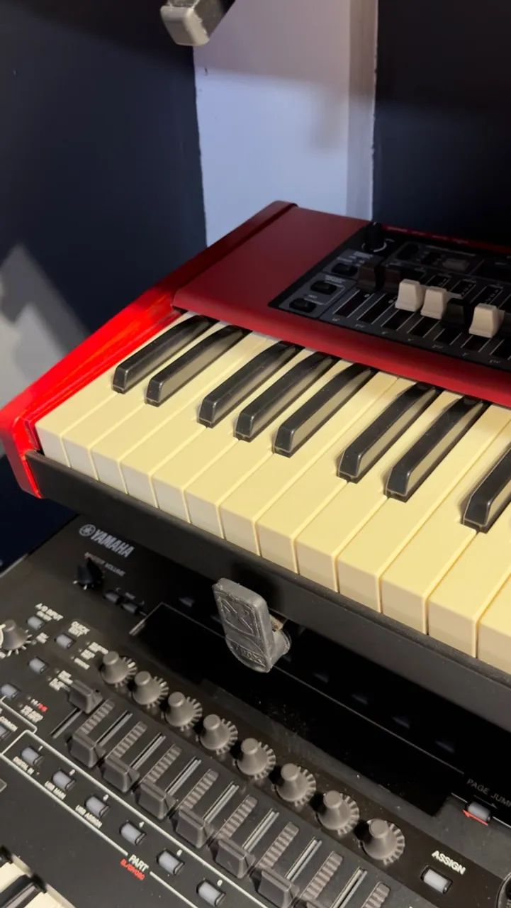 Nord Eletro 5D 61 
